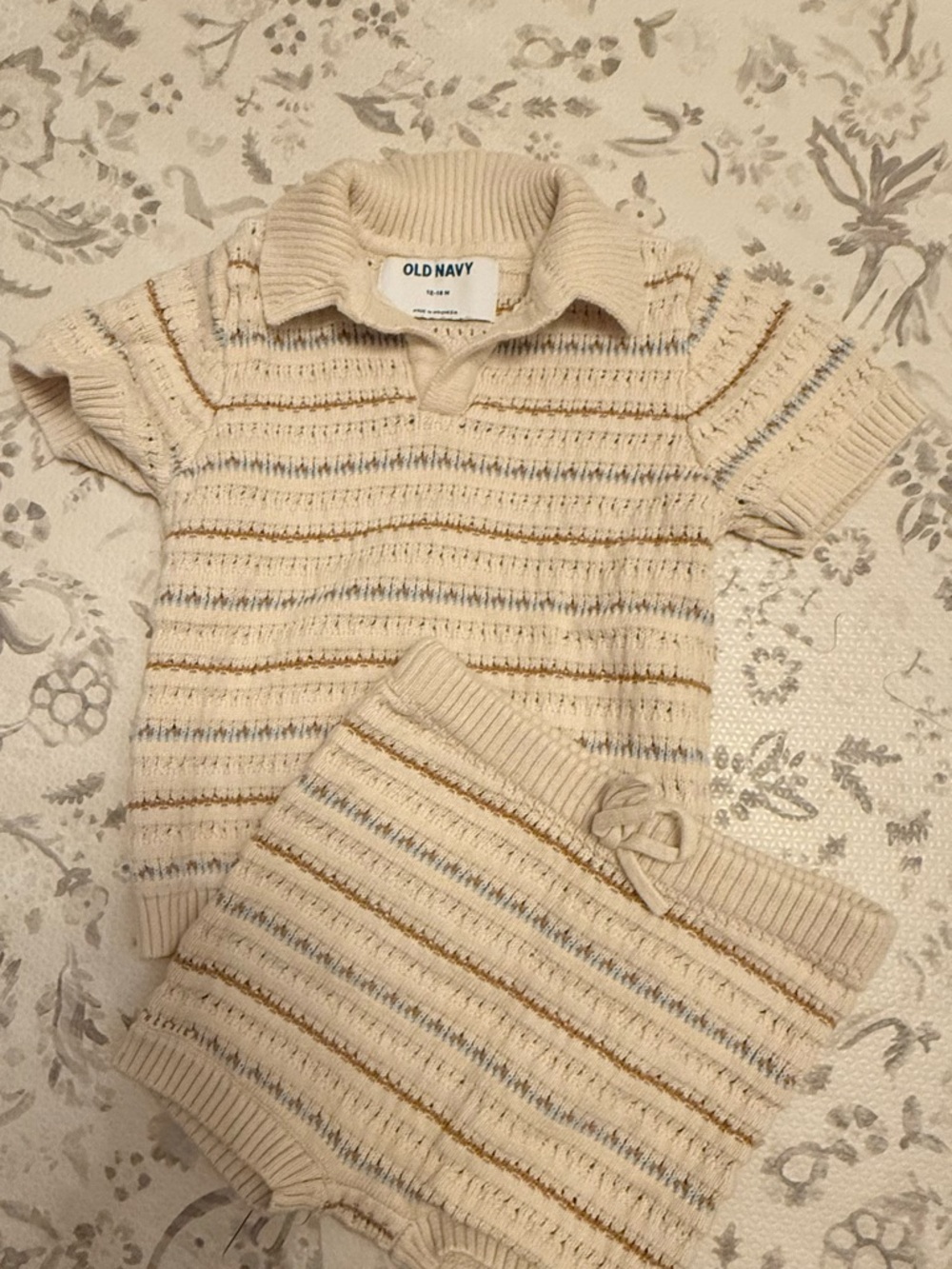 Old Navy Cream Striped Knit Collar Set with Tan & Blue Accents BABY BOY 12-18mo